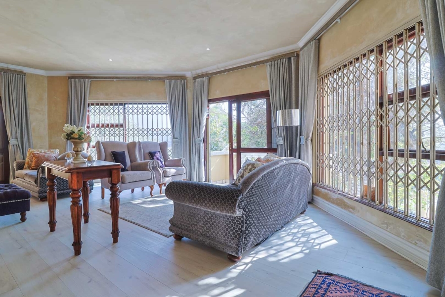 5 Bedroom Property for Sale in Glenvista Gauteng