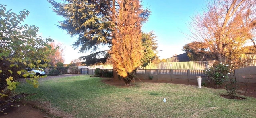 3 Bedroom Property for Sale in Brackenhurst Gauteng