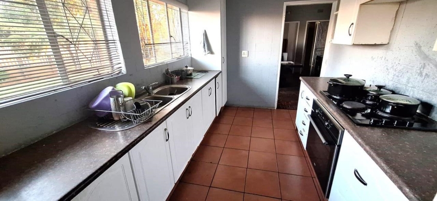 3 Bedroom Property for Sale in Brackenhurst Gauteng