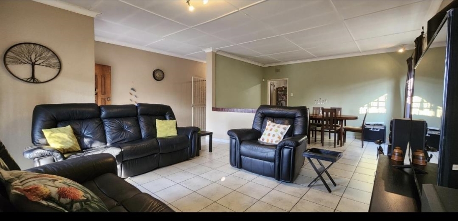 3 Bedroom Property for Sale in Tulisa Park Gauteng