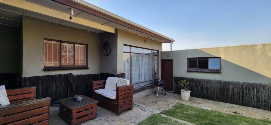 3 Bedroom Property for Sale in Tulisa Park Gauteng