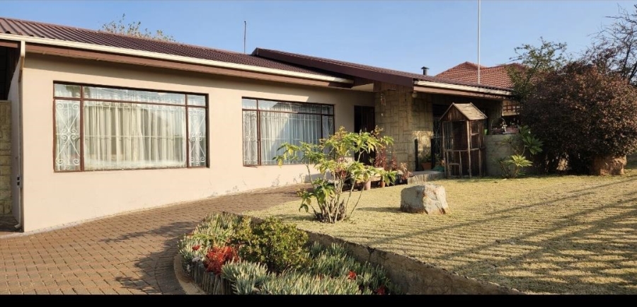 3 Bedroom Property for Sale in Tulisa Park Gauteng