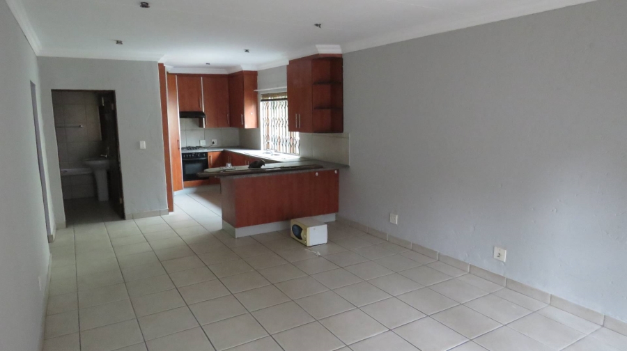 4 Bedroom Property for Sale in General Albertspark Gauteng