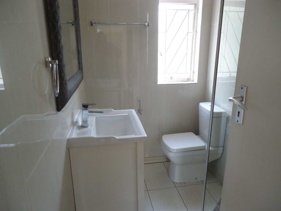 To Let 2 Bedroom Property for Rent in Queenswood Gauteng