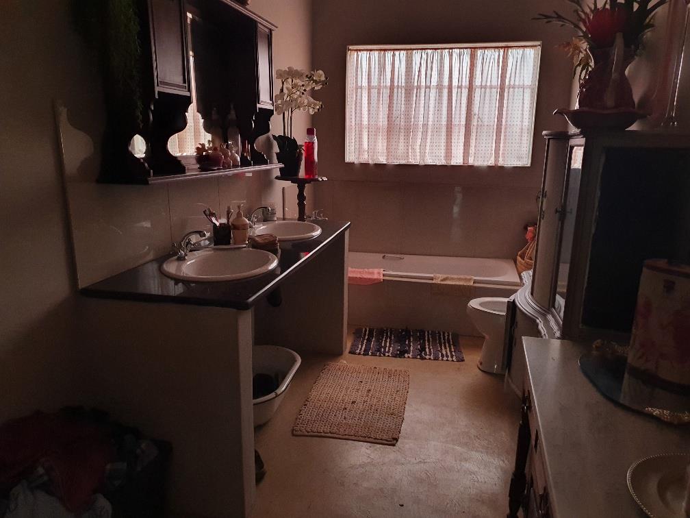 0 Bedroom Property for Sale in Mooiplaas Gauteng