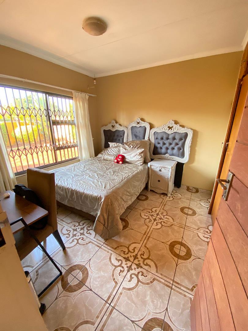 4 Bedroom Property for Sale in The Orchards Gauteng