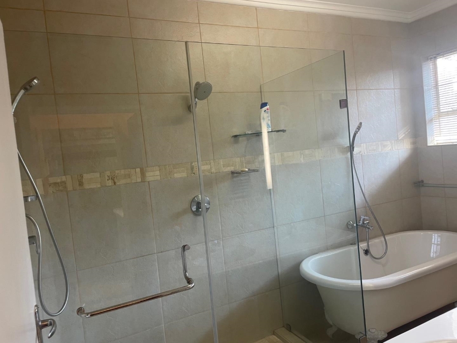 1 Bedroom Property for Sale in Illovo Gauteng