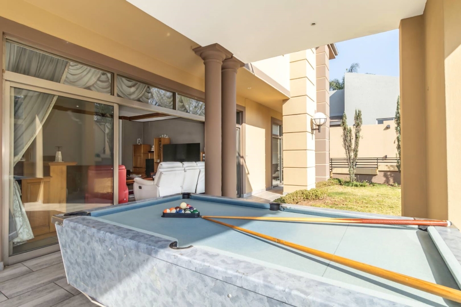 5 Bedroom Property for Sale in Kyalami Estates Gauteng