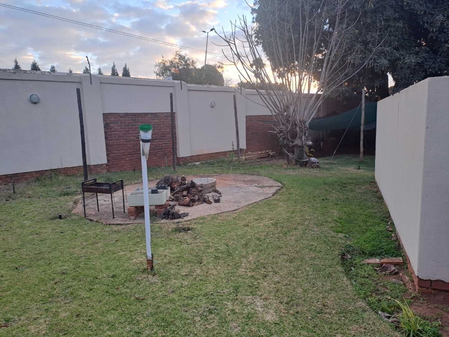 4 Bedroom Property for Sale in Wingate Park Gauteng