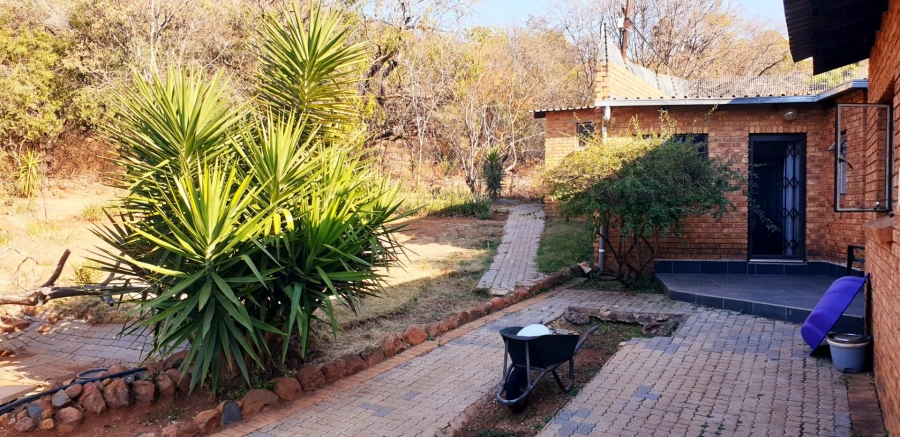 4 Bedroom Property for Sale in Glenvista Gauteng