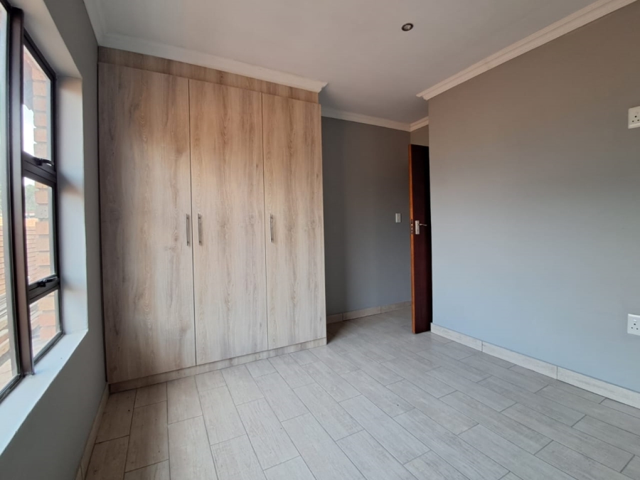 3 Bedroom Property for Sale in Raceview Gauteng