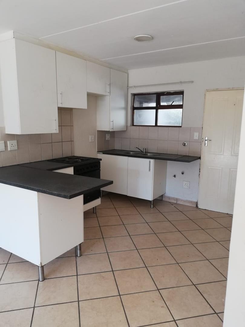 2 Bedroom Property for Sale in Eveleigh Gauteng