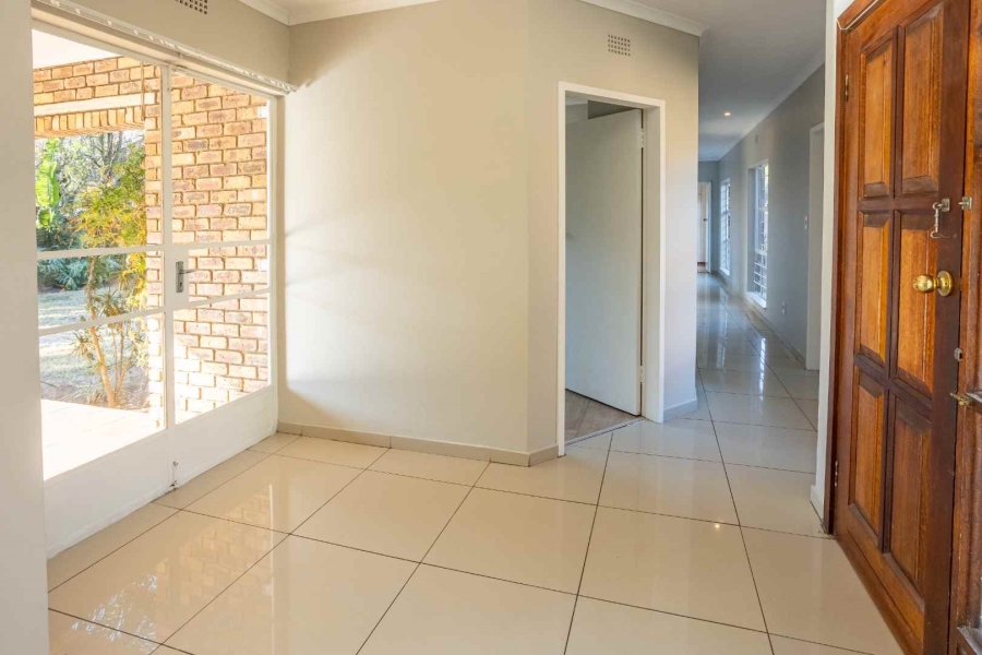 To Let 3 Bedroom Property for Rent in Northwold Gauteng