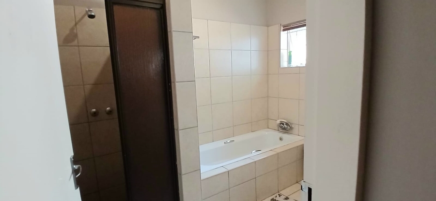 3 Bedroom Property for Sale in Sinoville Gauteng