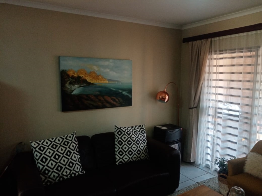 To Let 2 Bedroom Property for Rent in Groblerpark Gauteng