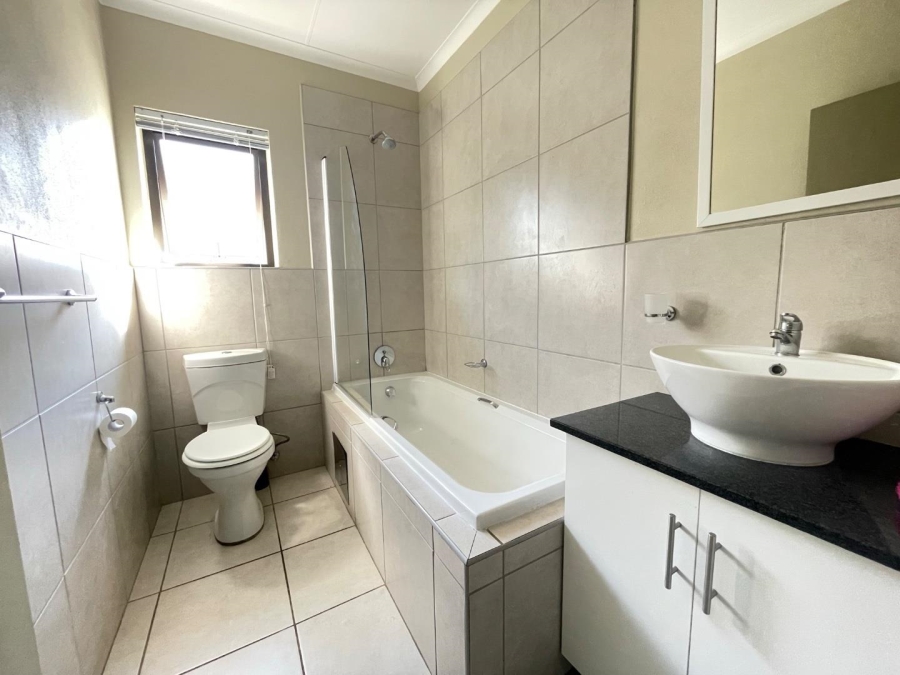 To Let 2 Bedroom Property for Rent in Brentwood Gauteng