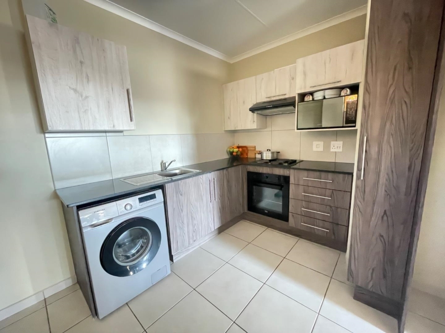 To Let 2 Bedroom Property for Rent in Brentwood Gauteng