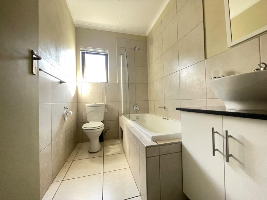 To Let 2 Bedroom Property for Rent in Brentwood Gauteng