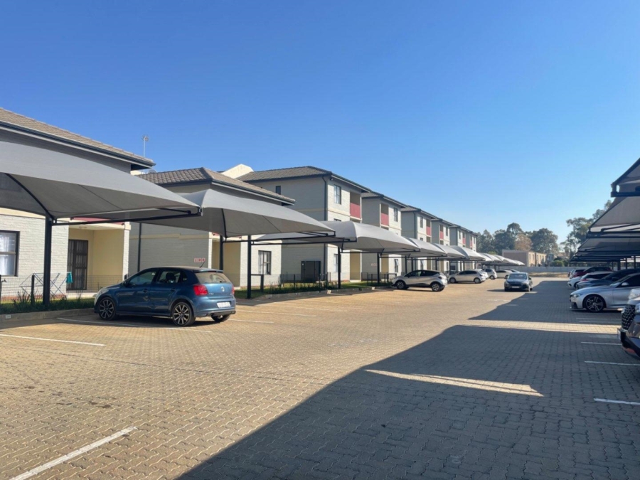 To Let 2 Bedroom Property for Rent in Brentwood Gauteng