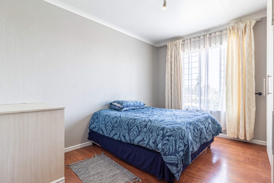 1 Bedroom Property for Sale in Radiokop Gauteng
