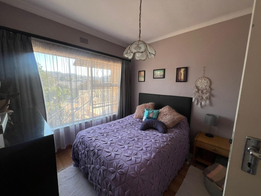 4 Bedroom Property for Sale in Glenanda Gauteng