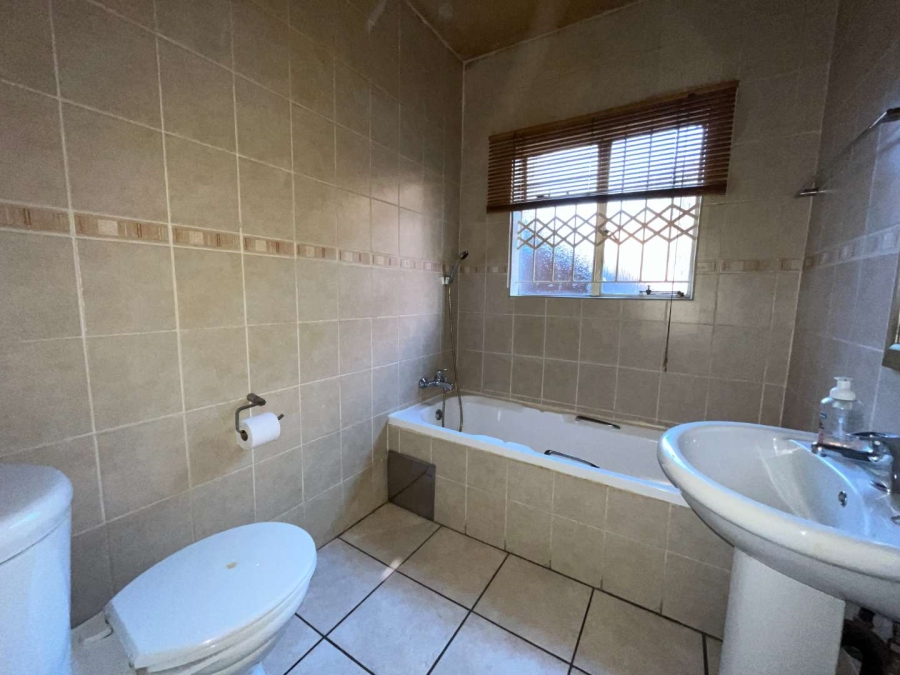 2 Bedroom Property for Sale in Ferndale Gauteng