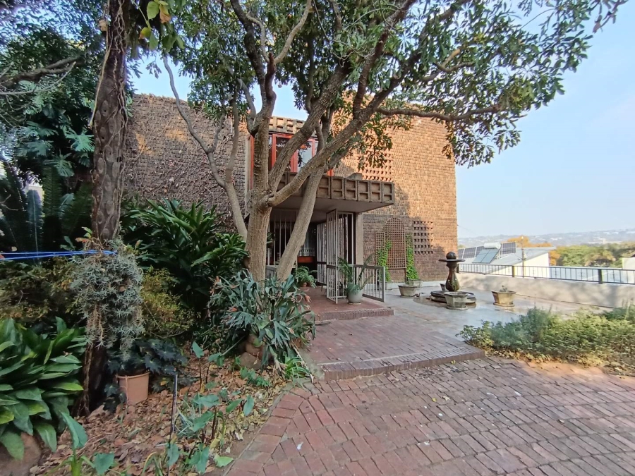 To Let 5 Bedroom Property for Rent in Baileys Muckleneuk Gauteng