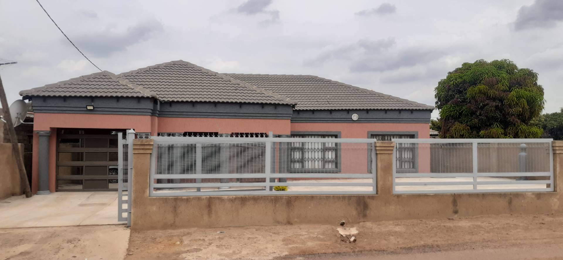 4 Bedroom Property for Sale in Soshanguve W Gauteng