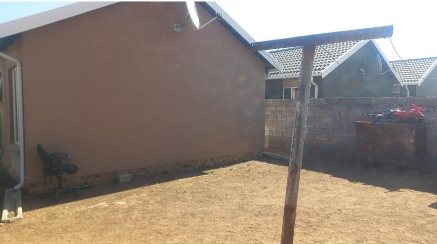 2 Bedroom Property for Sale in Savanna City Gauteng