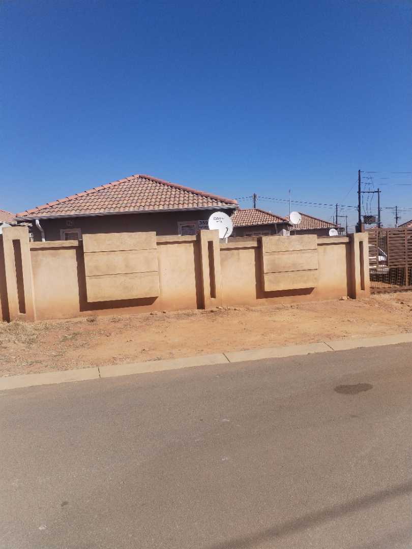 2 Bedroom Property for Sale in Mamelodi East Gauteng