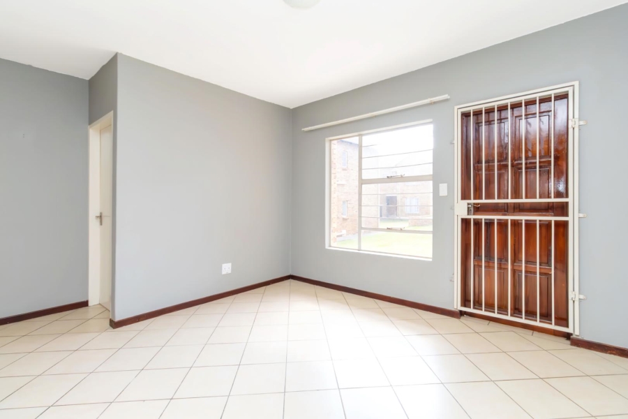 2 Bedroom Property for Sale in Honeydew Gauteng