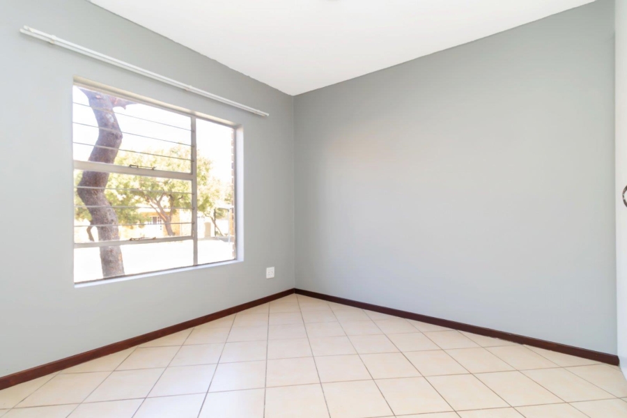 2 Bedroom Property for Sale in Honeydew Gauteng