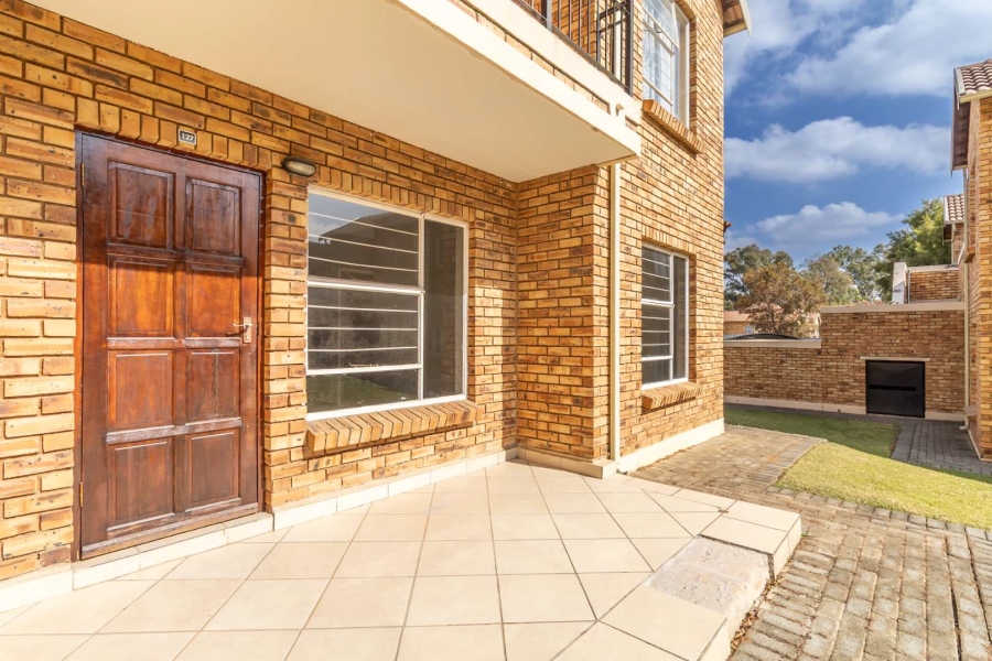 2 Bedroom Property for Sale in Honeydew Gauteng