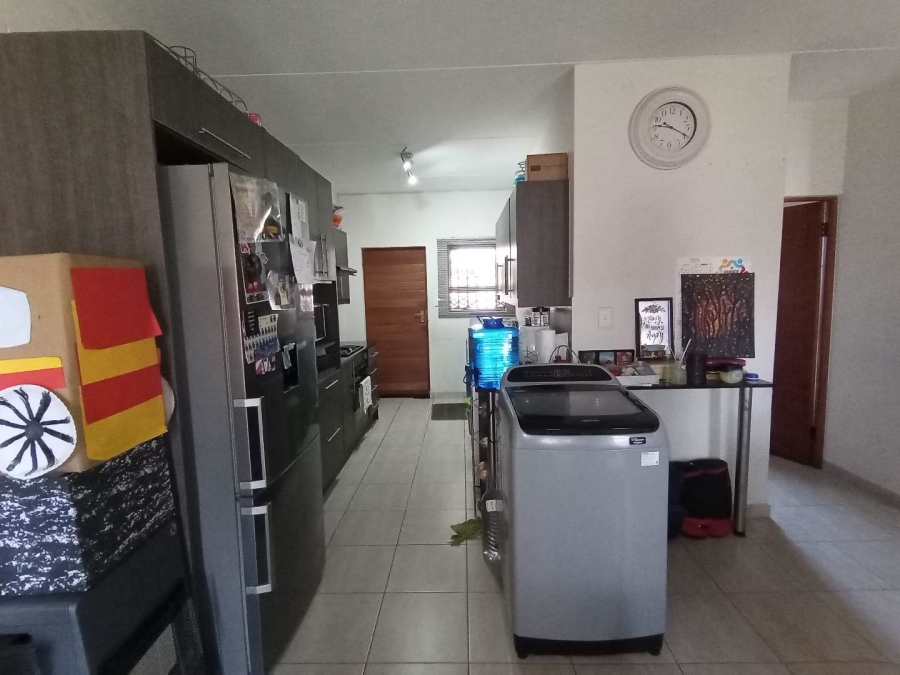 To Let 2 Bedroom Property for Rent in Terenure Gauteng