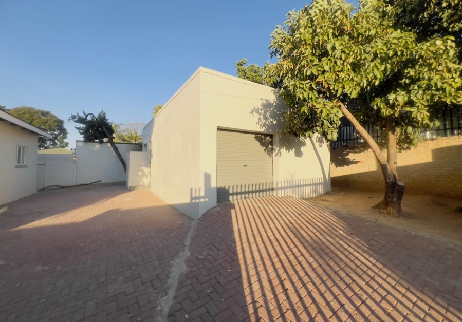 5 Bedroom Property for Sale in Capital Park Gauteng