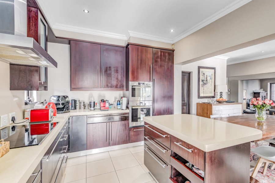 4 Bedroom Property for Sale in Lonehill Gauteng