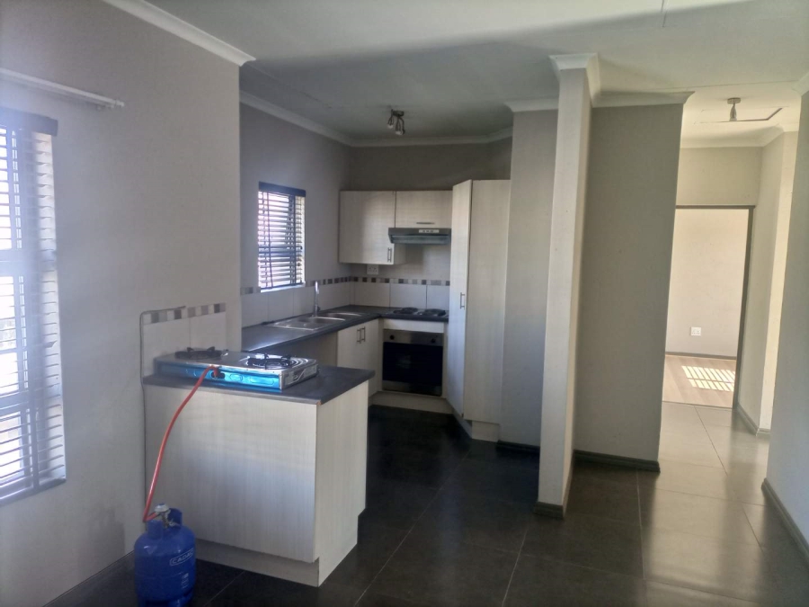 2 Bedroom Property for Sale in Honeydew Gauteng