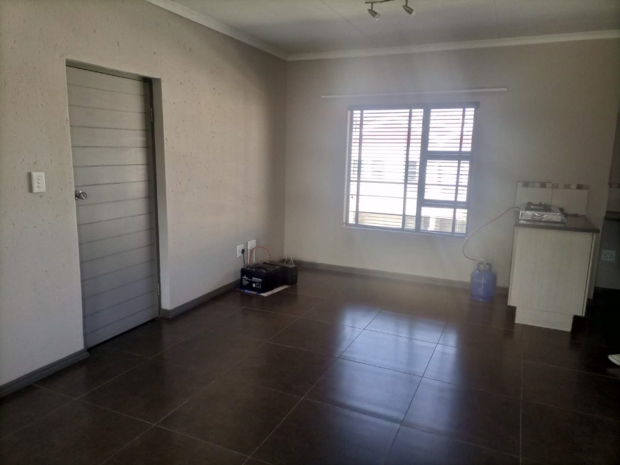 2 Bedroom Property for Sale in Honeydew Gauteng