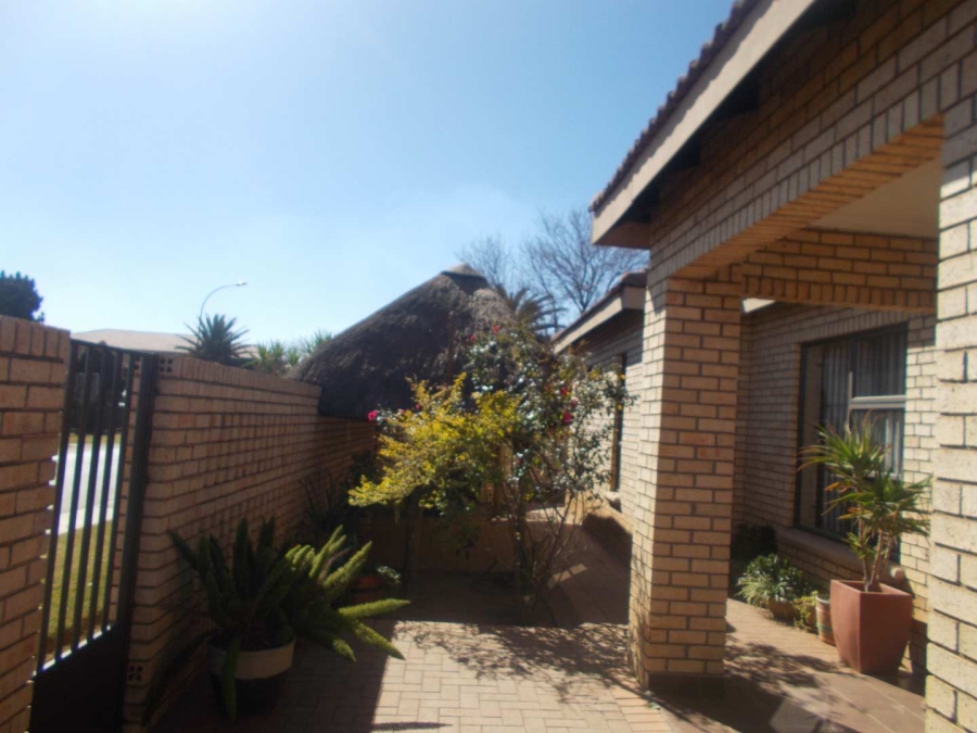 3 Bedroom Property for Sale in Palmridge Gauteng