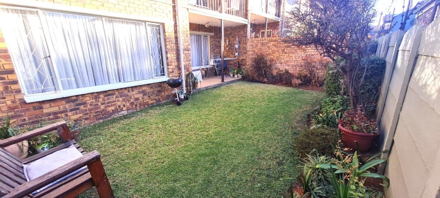 2 Bedroom Property for Sale in New Redruth Gauteng