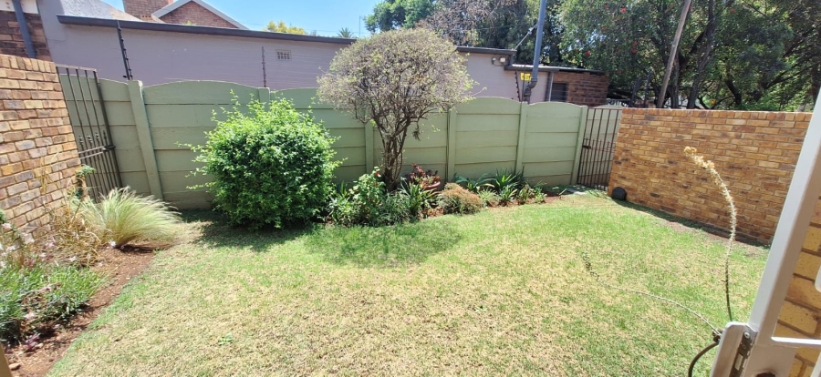 2 Bedroom Property for Sale in New Redruth Gauteng