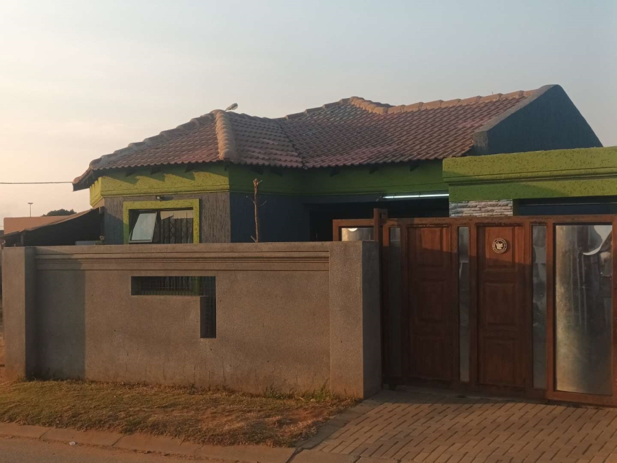 3 Bedroom Property for Sale in Buhle Park Gauteng