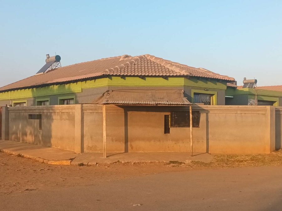 3 Bedroom Property for Sale in Buhle Park Gauteng