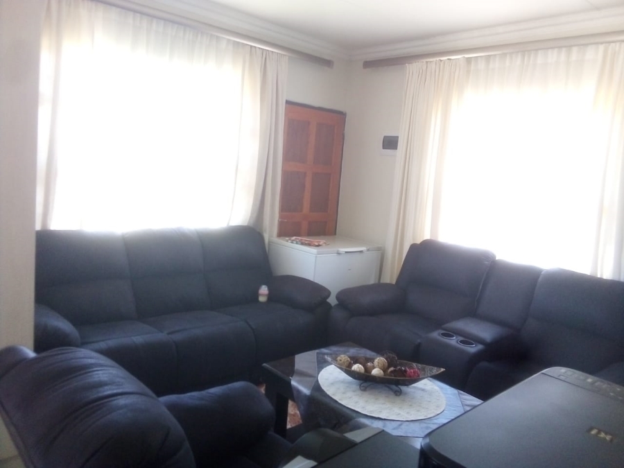 2 Bedroom Property for Sale in Heidelberg Gauteng