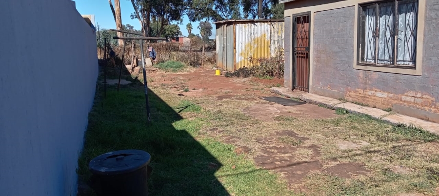 1 Bedroom Property for Sale in Rondebult A H Gauteng