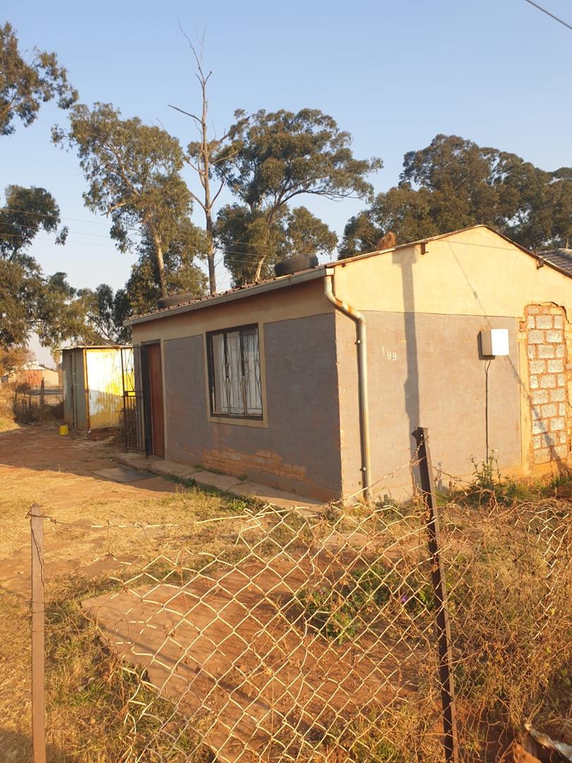 1 Bedroom Property for Sale in Rondebult A H Gauteng