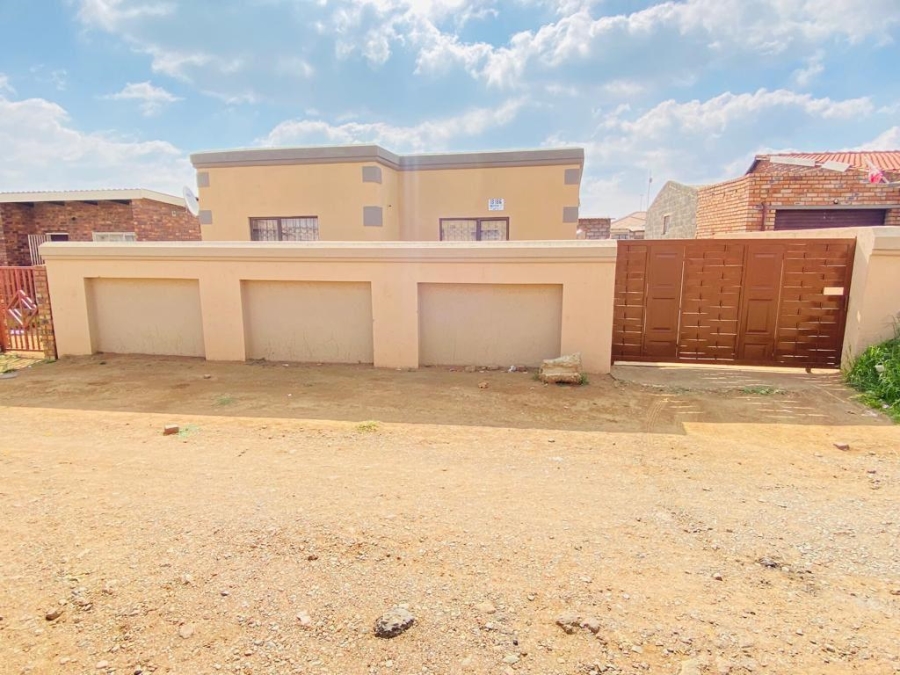 2 Bedroom Property for Sale in Tsakane Gauteng