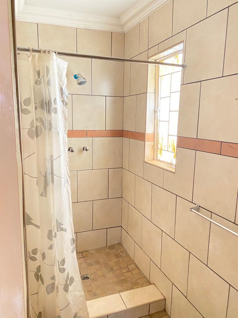 2 Bedroom Property for Sale in Tsakane Gauteng