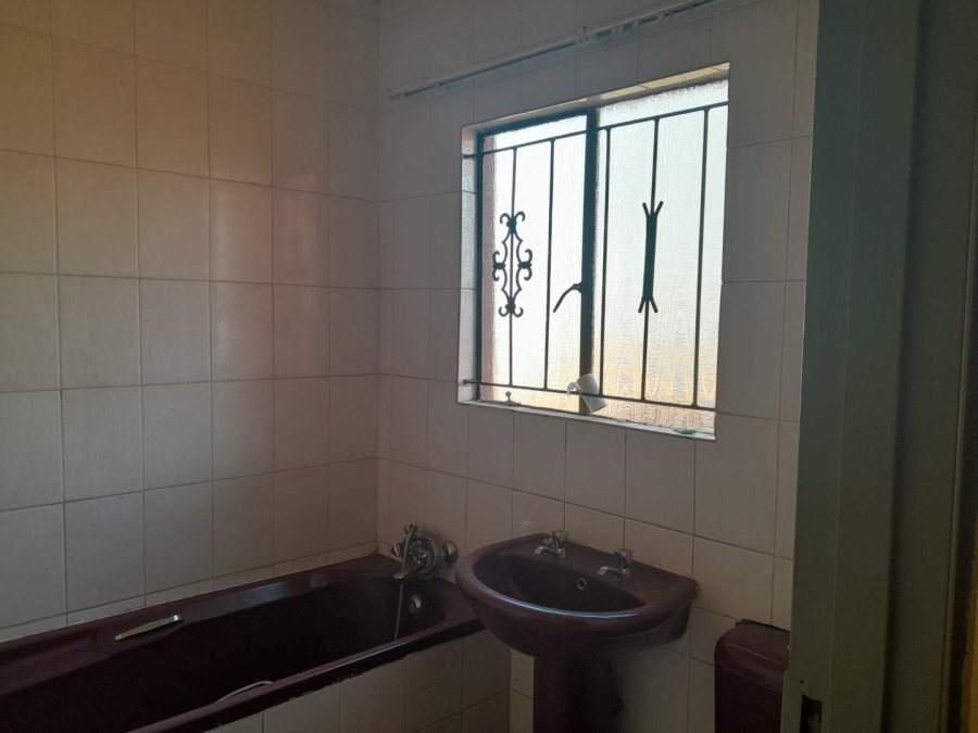 2 Bedroom Property for Sale in Moleleki Ext 3 Gauteng