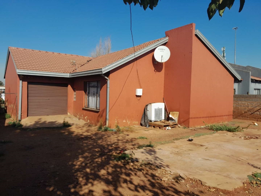 2 Bedroom Property for Sale in Moleleki Ext 3 Gauteng